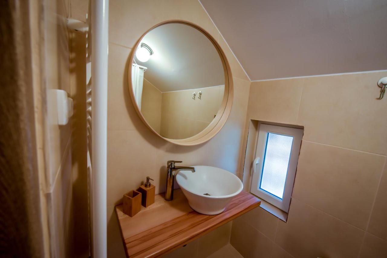 Дома для отпуска Casa Ana Кэлимэнешти-16